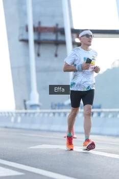 Runner Photo 2170402
