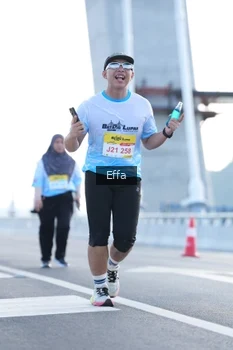 Runner Photo 2170418