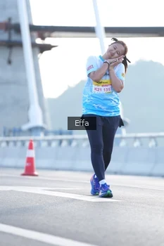 Runner Photo 2170511