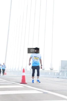 Runner Photo 2170633