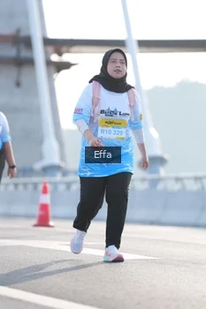 Runner Photo 2170663