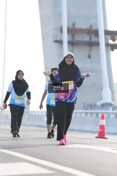 Runner Photo 2170699