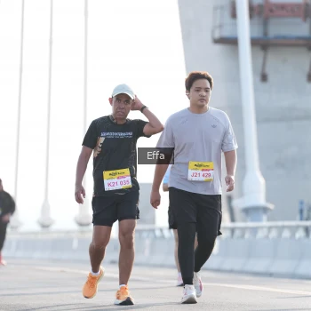 Runner Photo 2170793