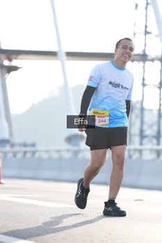 Runner Photo 2170848