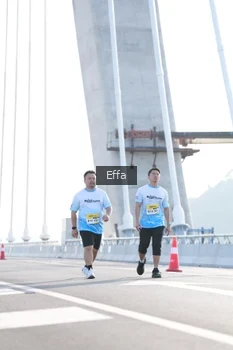 Runner Photo 2170911