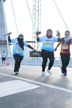 Runner Photo 2170983