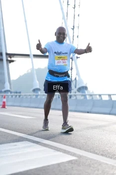 Runner Photo 2170997
