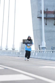 Runner Photo 2171004