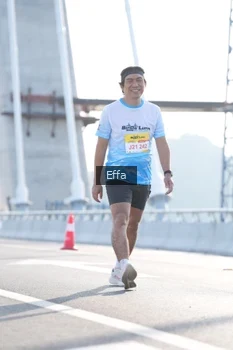 Runner Photo 2171042