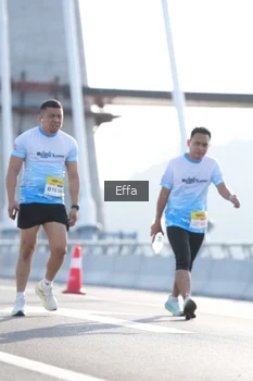 Runner Photo 2171061