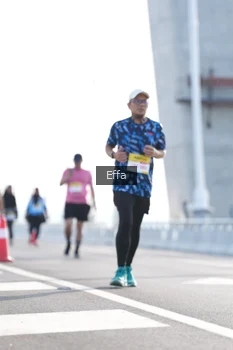 Runner Photo 2171075