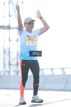 Runner Photo 2171275