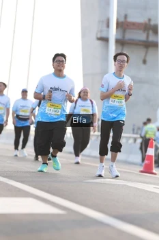 Runner Photo 2171424