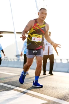 Runner Photo 2171466