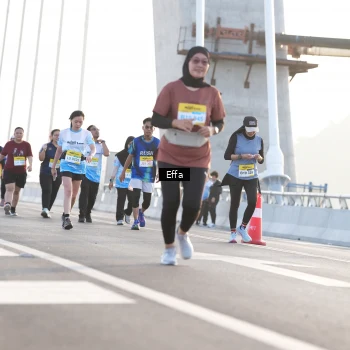 Runner Photo 2172100