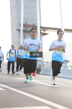Runner Photo 2172247