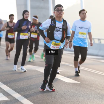 Runner Photo 2172480