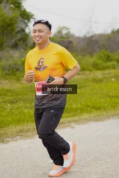 Runner Photo 2173173
