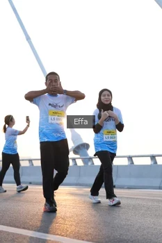 Runner Photo 2173704
