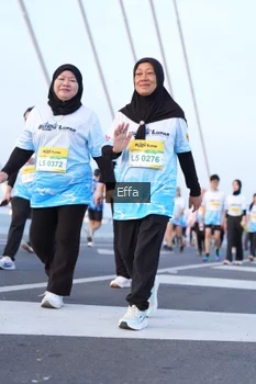 Runner Photo 2174010