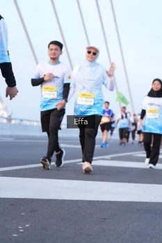 Runner Photo 2174086