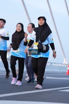 Runner Photo 2174222