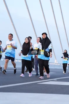 Runner Photo 2174223