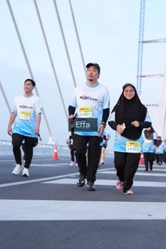 Runner Photo 2174231