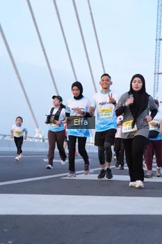 Runner Photo 2174329