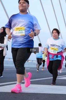 Runner Photo 2174355