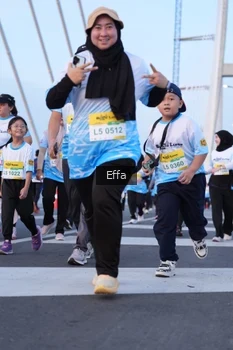 Runner Photo 2174418