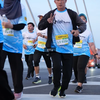 Runner Photo 2174443