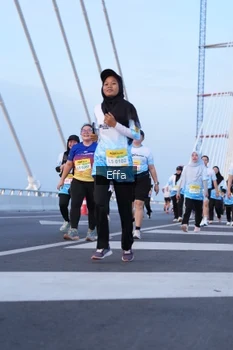Runner Photo 2174469