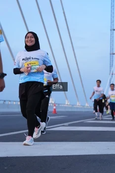 Runner Photo 2174780