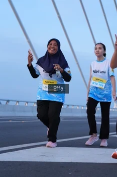Runner Photo 2174789