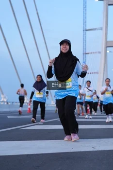 Runner Photo 2174793