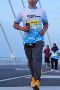 Runner Photo 2174798