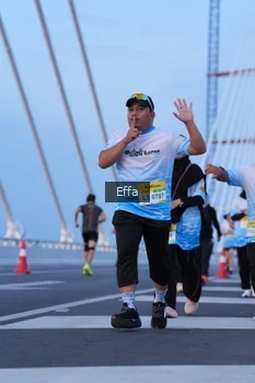 Runner Photo 2174826