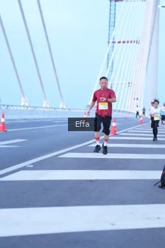 Runner Photo 2174958