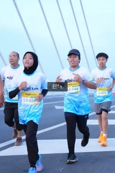 Runner Photo 2174964
