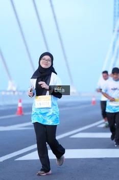 Runner Photo 2174974
