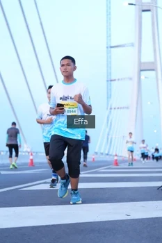 Runner Photo 2174993