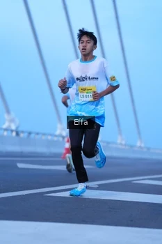 Runner Photo 2175130