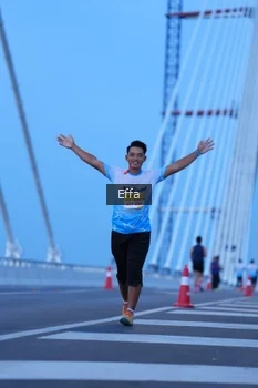 Runner Photo 2175205