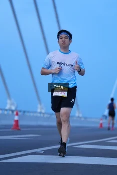 Runner Photo 2175209