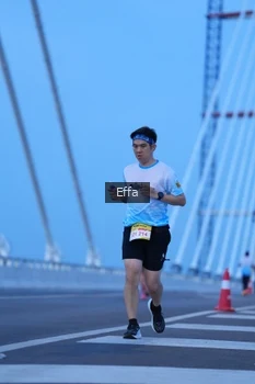 Runner Photo 2175213