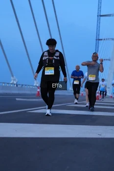 Runner Photo 2175264