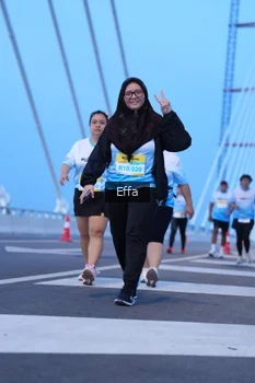 Runner Photo 2175347