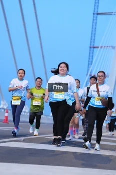Runner Photo 2175465