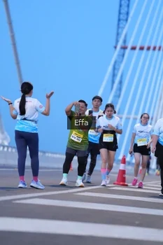 Runner Photo 2175468